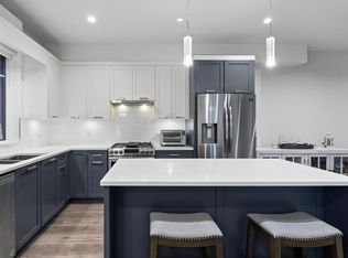 189 Wood St #33, New Westminster, BC V3M 0L7