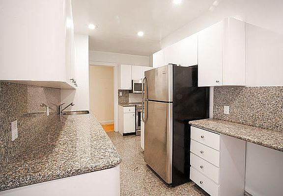 4th image of 151 E 80th St APT 3B