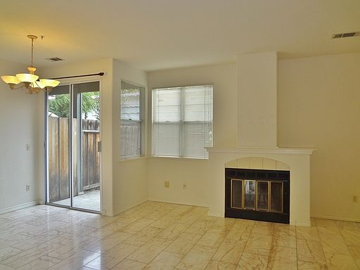 4th image of 345 Windingwood Ct #160