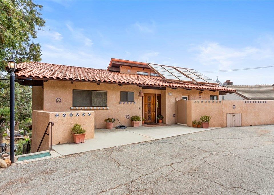 1st image of 315 Camino Del Monte