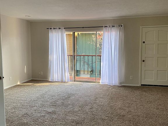 2nd image of 6620 Eastridge Dr APT 226