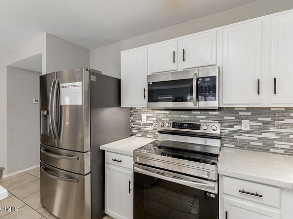 4th image of 2457 E PALM BEACH Drive