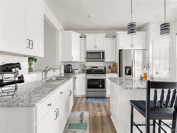 5th image of 6180 Bowline Ln