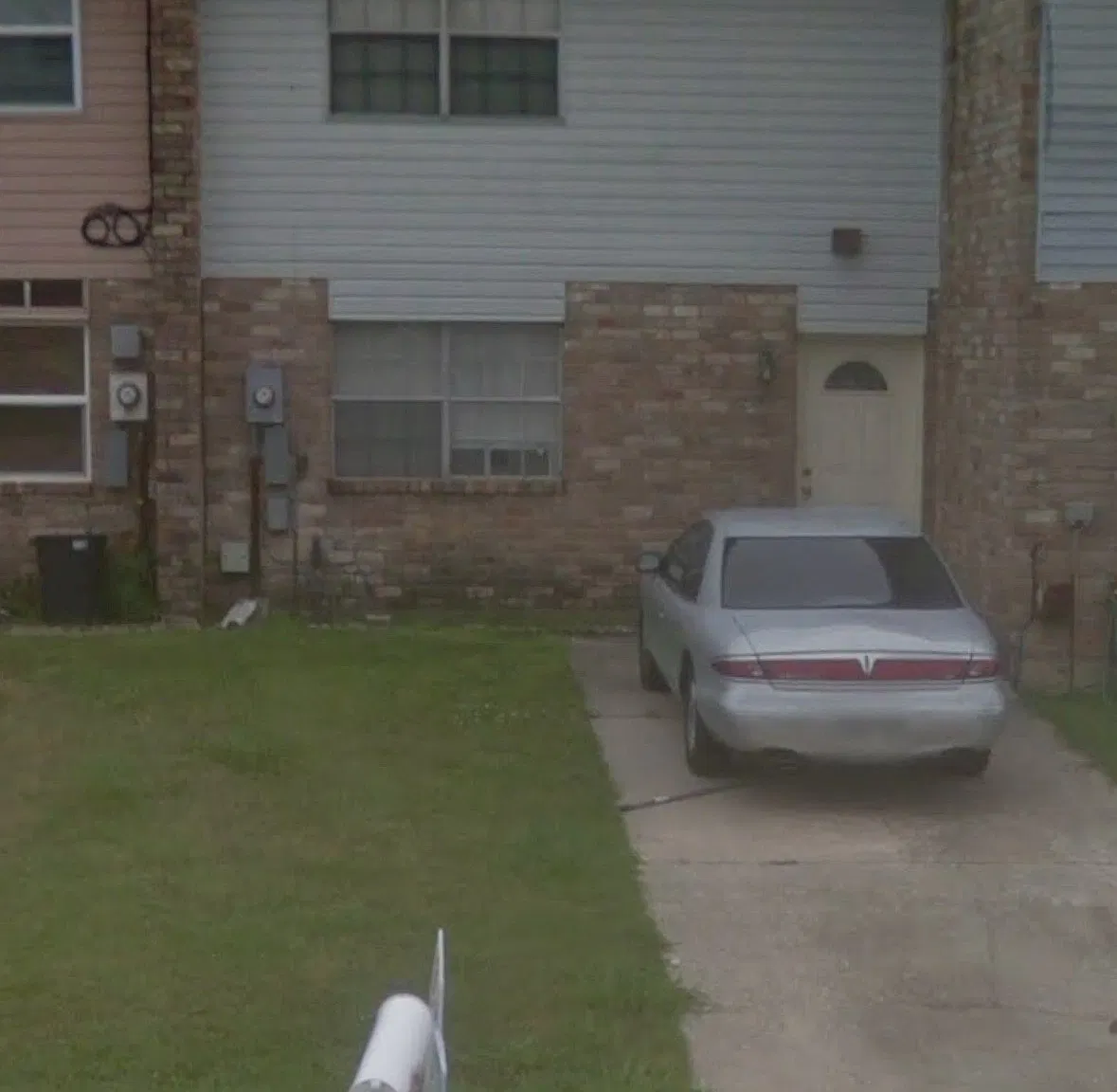 2 bed, 1260 sqft, $1,200 — Photo 1