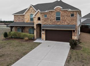 1515 Spring Hill Dr, Cedar Hill, TX 75104