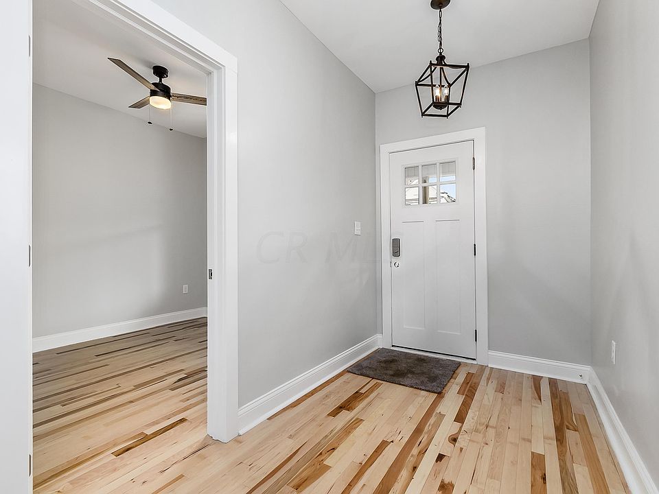 1st image of 1583 S 4th St