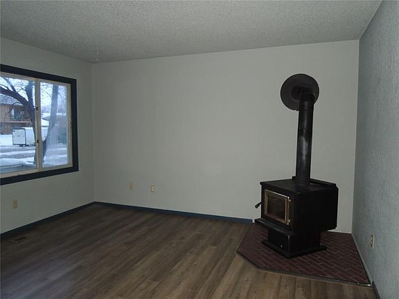 4th image of 1485 Westchester Sq E