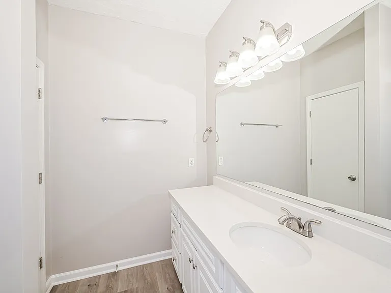 2212 Oak Barrel Ln — Photo 12
