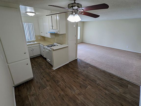 5th image of 8455 Lindley Ave APT 309