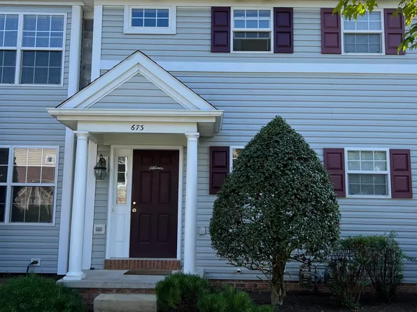 673 Wallingford Rd, Lititz, PA 17543