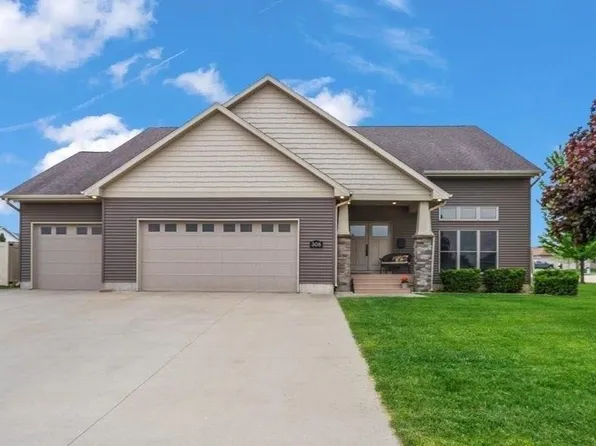 308 Pheasant Ln, Hudson, IA 50643