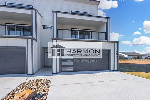 2078 N Reece Rd Photo 1