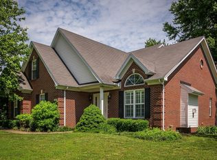 3226 S Winchester Acres Rd, Louisville, KY 40223