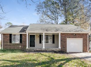 901 Glenfiddich Dr, Charlotte, NC 28215