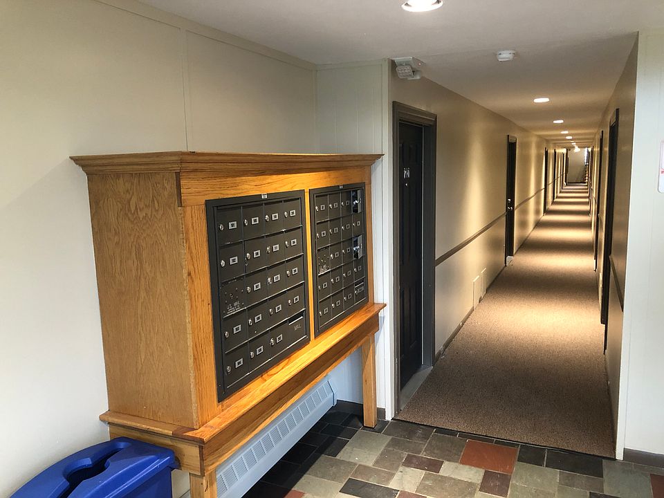 1st image of 2440 Fairfield Ave #308