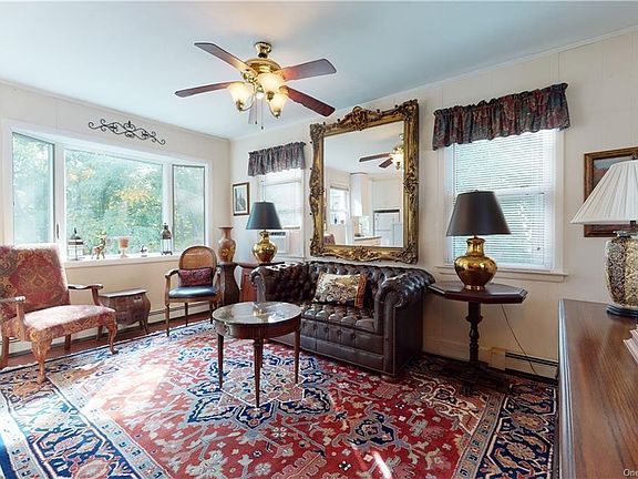 3rd image of 26 Brandeis Ave