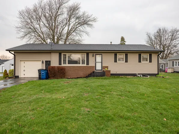 1109 14th Ave, Orion, IL 61273