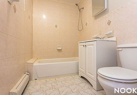 3rd image of 316 Throop Ave #2