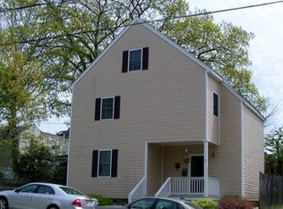 6 Chestnut St #1, Beverly, MA 01915