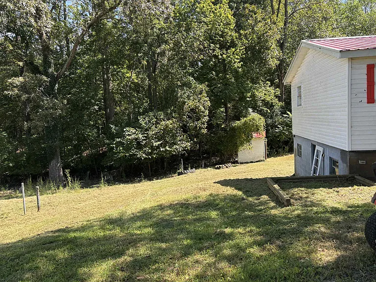38 Goode Rd — Photo 3