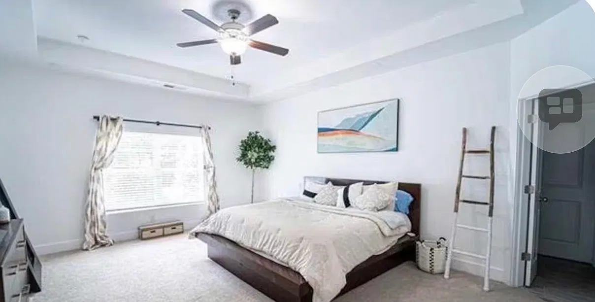 3 bed, 2.5 bath, 2000 sqft, $5,500 — Photo 1
