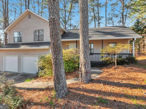 1221 Summit Links Ct, Snellville, GA 30078