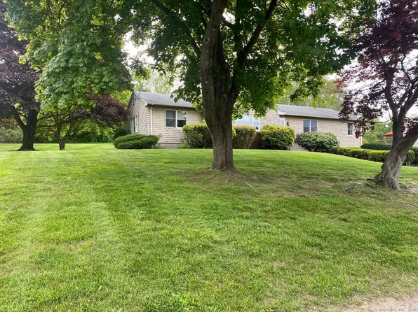814 Robert Treat Drive, Orange, CT 06477