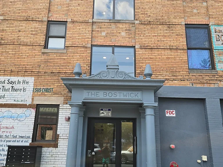269 Martin Luther King Dr #4BA — Photo 1