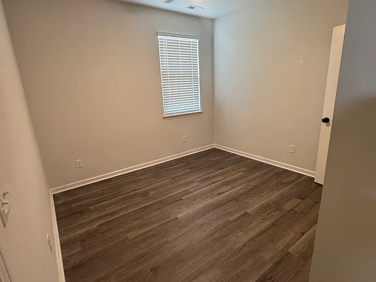 2505 Sandy Banks Ln — Photo 9