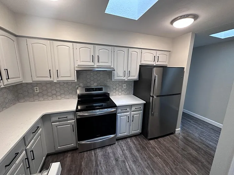 8722 Village Green Blvd — Photo 4