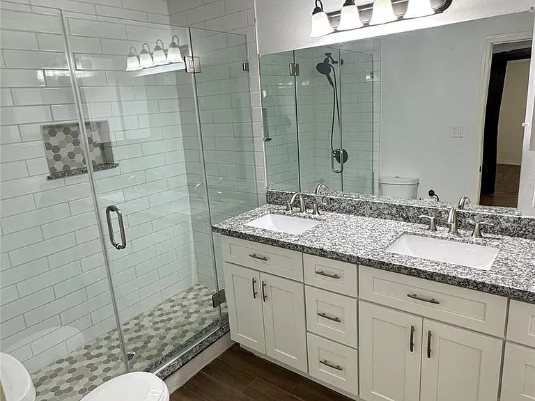221 Hyta St — Photo 14