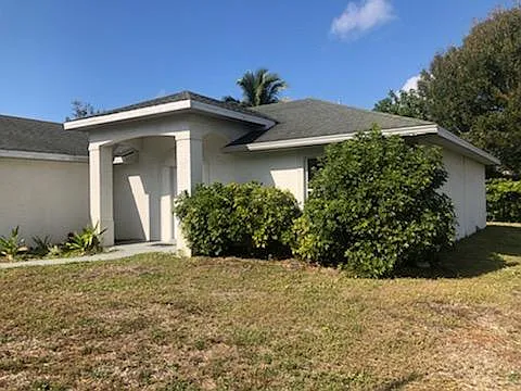 3 bed, 1455 sqft, $1,900 — Photo 2