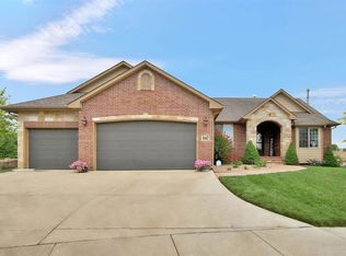 847 E Rough Creek Ct, Derby, KS 67037