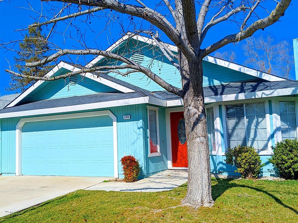 1st image of 1375 Hoover Pl