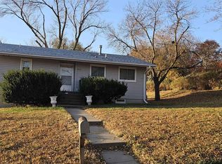 651 E 15th St, Wahoo, NE 68066
