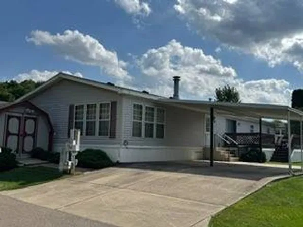 6682 J R Dr, Kalamazoo, MI 49009