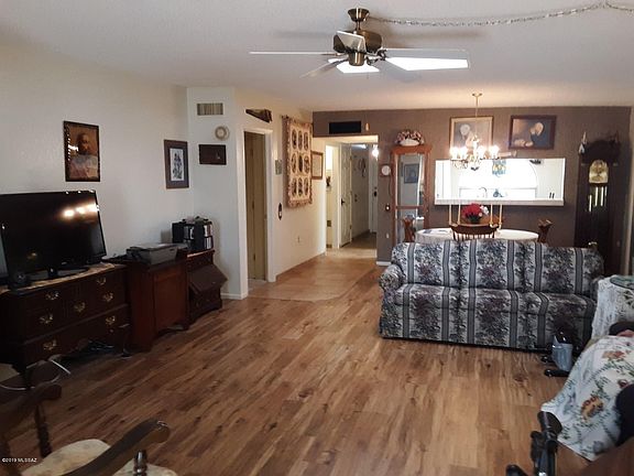 4th image of 861 W Calle Del Regalo