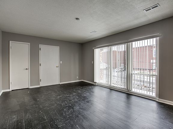 3rd image of 1410 N 45th St APT 5