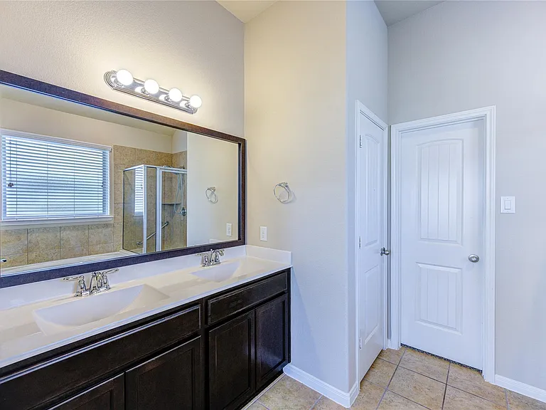 19306 Boulder Bay Ln — Photo 25