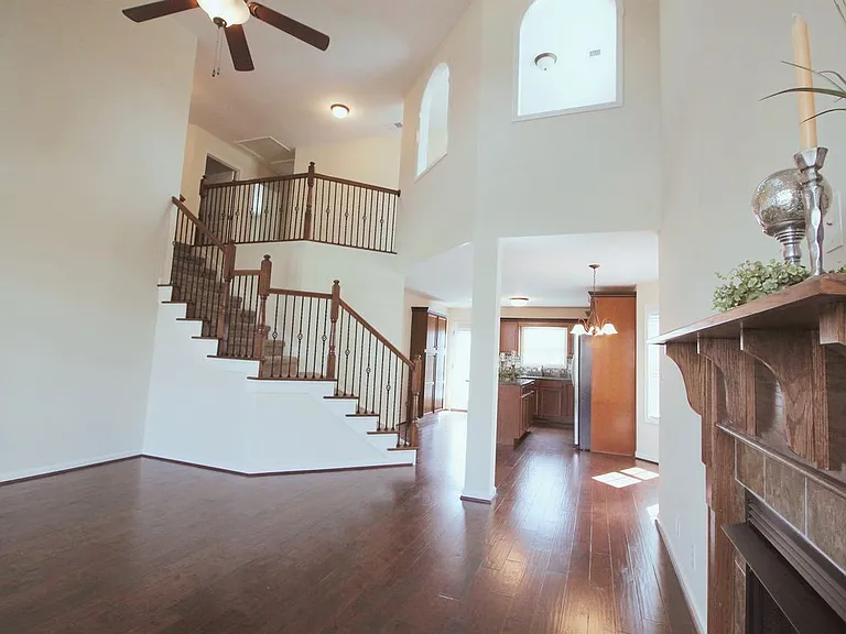 1132 Ishee Dr — Photo 3