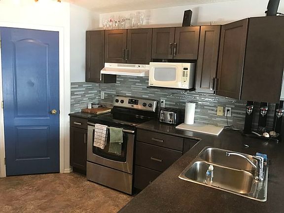 3rd image of 9513 Lakeland Dr