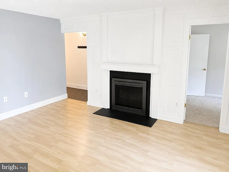 20208 Shipley Ter #302 — Photo 4
