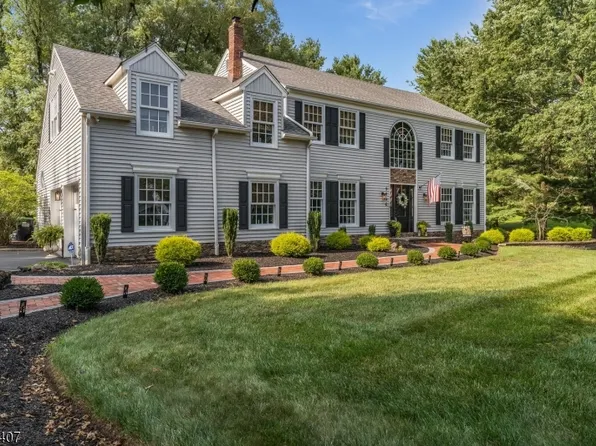 4 ROLLING LANE, Raritan Twp., NJ 08822