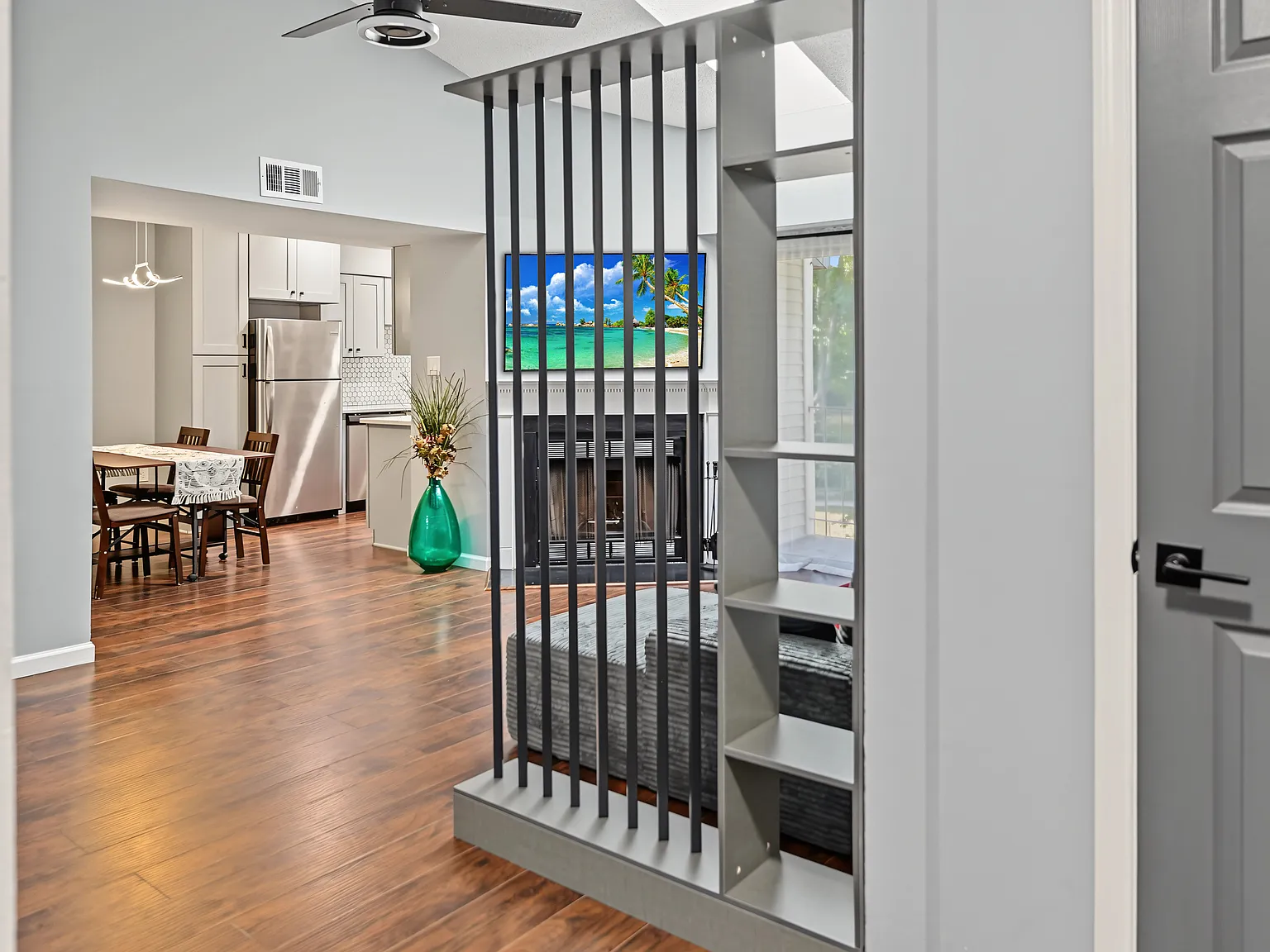 1 bed, 857 sqft, $1,400 — Photo 2