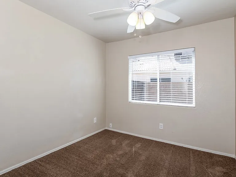 3618 W Tina Ln — Photo 11