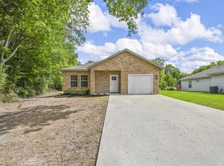 4493 Cordell St, Greenville, TX 75401