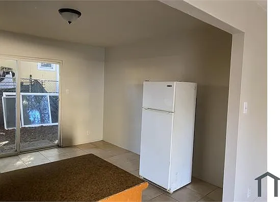 1622 82nd Ave #B — Photo 7