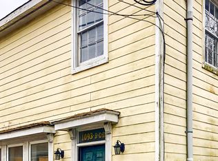 1093 King St APT D, Charleston, SC 29403