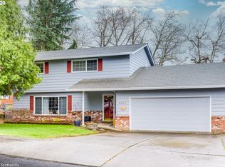 4090 NE 4th St, Gresham, OR 97030