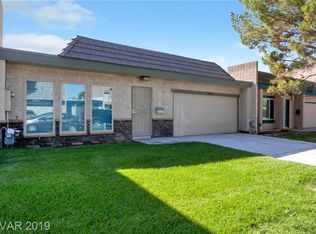 3451 Kensbrook St, Paradise, NV 89121